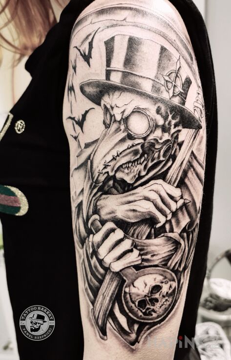 Tattoo Doktor dżuma in demons motif and graphic / illustrative style on the upper arm