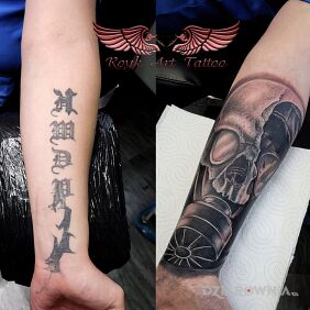 Tatuaż Cover na ręce motyw: cover up styl: realistyczne