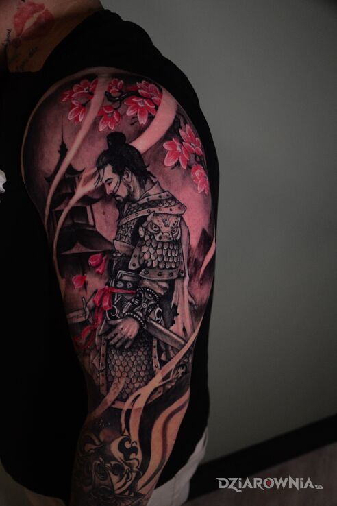 Tatuaż samuraj w wykonaniu veansschesnok w motywie twarze i stylu graficzne / ilustracyjne na ręce