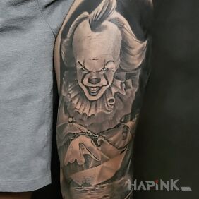 Tattoo Come down on the thigh motif: black and gray style: realistic