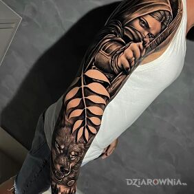 Tatuaż Łowczyni na ręce motyw: postacie styl: realistyczne
