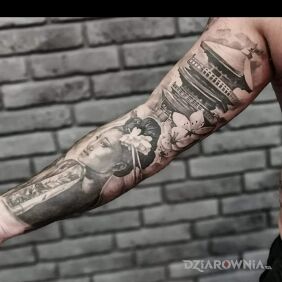 Tatuaż Kto nie lubi motywów japońskich..? na ręce motyw: czarno-szare styl: realistyczne
