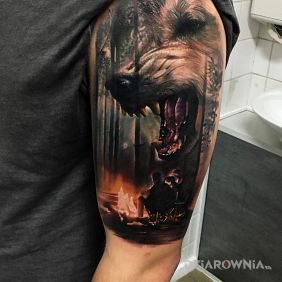 Tatuaż Groźny wilk na ramieniu motyw: 3D styl: realistyczne