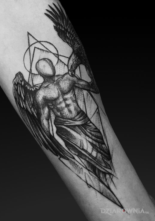 Tatuaż anioł - sketch w motywie zwierzęta i stylu szkic na przedramieniu