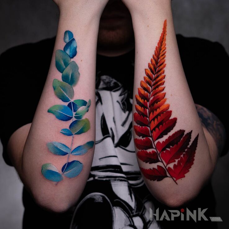 Tattoo Paproć i eukaliptus in floral motif and realistic style On the arm