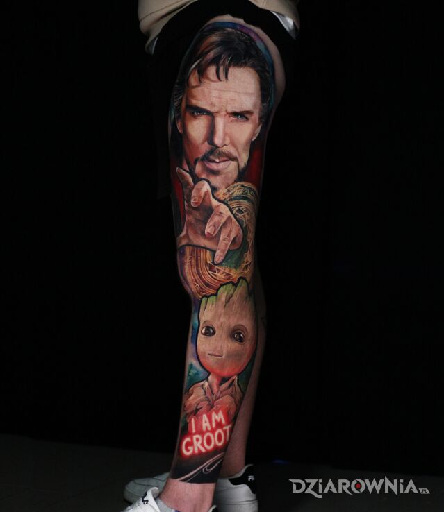 Tatuaż  męski kolorowy nogawka w style marvel filmów w motywie postacie i stylu realistyczne na nodze