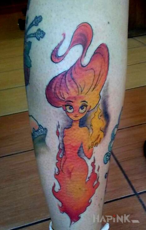 Tattoo Płomyczek in characters motif and cartoon / comic book style on the leg