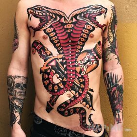 Tattoo Two-headed vase on the stomach motif: animals
