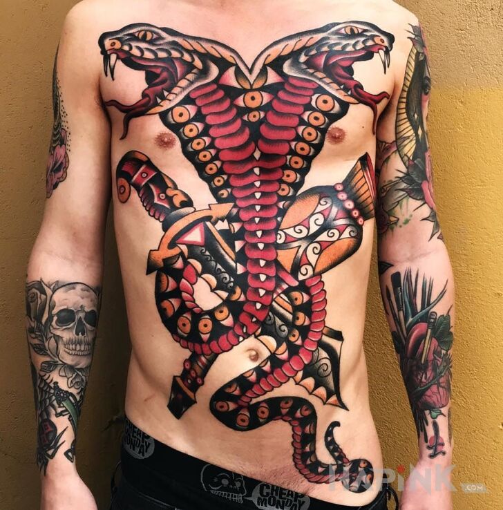 Tattoo Dwuglowy waz in animals motif on the stomach