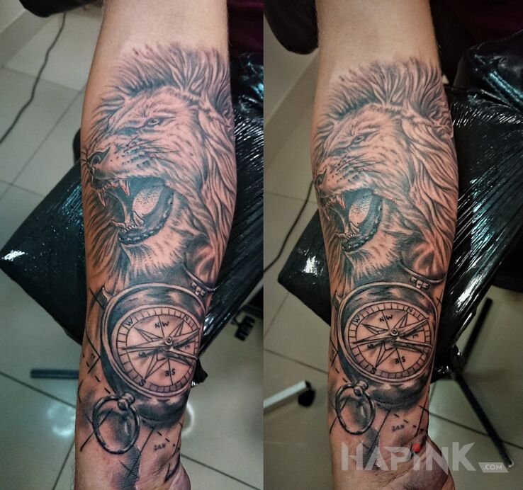 Tattoo 1 sesja in zodiac signs motif and realistic style On the arm