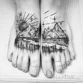 Tattoo On the feet on the foot motif: other