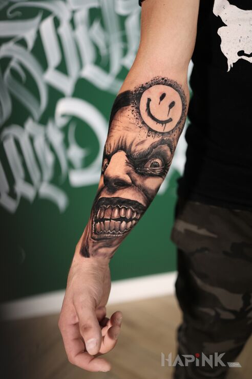Tattoo Hello there! in characters motif and realistic style on the forearm