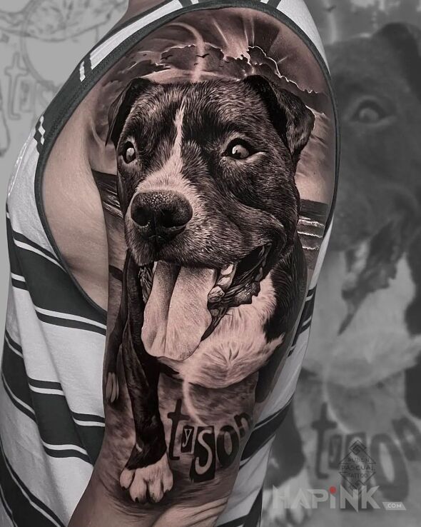 Tattoo Pieseu in 3D motif and realistic style on the upper arm