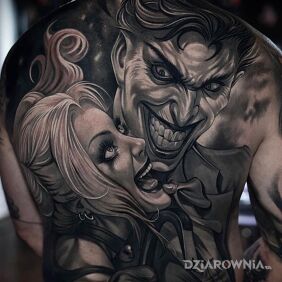 Tatuaż Joker i Harley Quinn na łopatkach motyw: twarze styl: graficzne / ilustracyjne