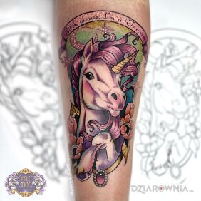 Tatuaż Unicorn Tattoo na ręce motyw: kolorowe styl: newschool