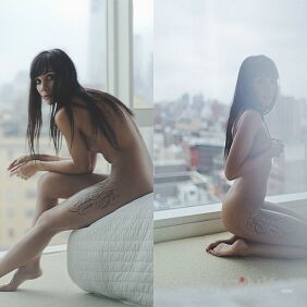 Tattoo Naked in tattoos on the leg motif: lettering