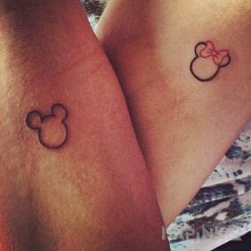 Tattoo Disney stars on the forearm motif: Love