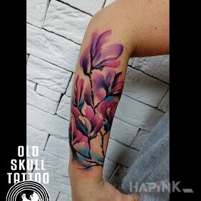 Tattoo Flowers on the forearm motif: colorful style: Watercolor