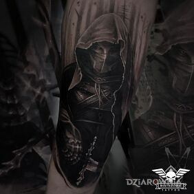 Tatuaż Warrior na ręce motyw: mroczne styl: realistyczne