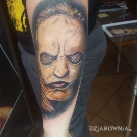Tatuaż Slipknot na przedramieniu motyw: 3D