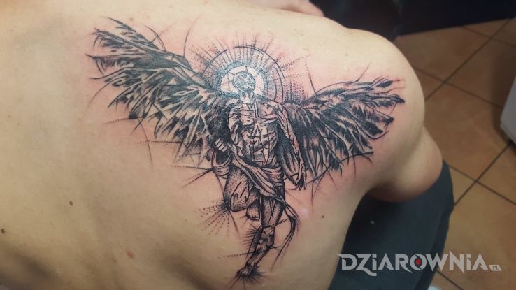 Tatuaż anioł w motywie anioły na plecach