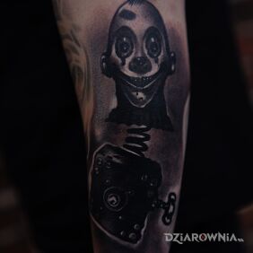 Tatuaż Horror na ręce motyw: mroczne styl: realistyczne