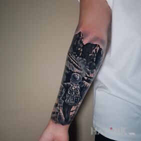 Tattoo Journey, cover-up of an old tattoo On the arm motif: black and gray style: realistic