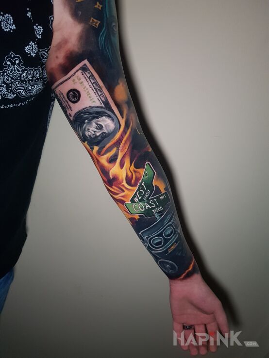 Tattoo Dolary kasa in colorful motif and realistic style On the arm