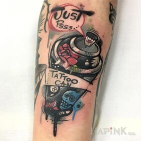 Tattoo Tattoo can on the forearm motif: other