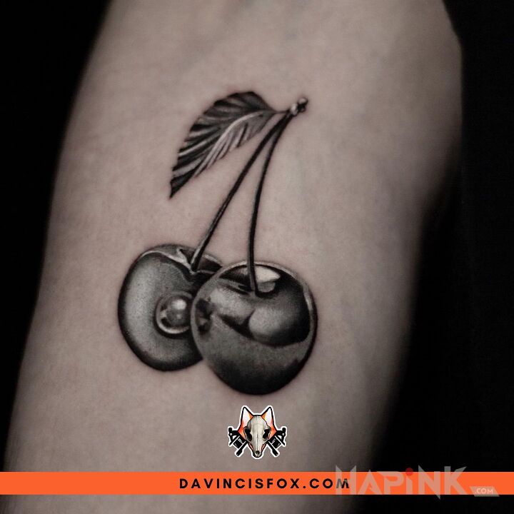 Tattoo @davincisfox Realistyczny szaro biały tatuaż Wiśnia in black and gray motif and realistic style On the arm
