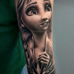 Tattoo Elsa "Frozen" on the forearm motif: black and gray style: realistic