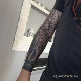 Tatuaż Las na ręce motyw: mroczne styl: graficzne / ilustracyjne