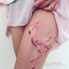 Tattoo Flamingo on the leg motif: animals