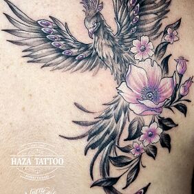 Tattoo Phoenix on the back motif: animals style: graphic / illustrative
