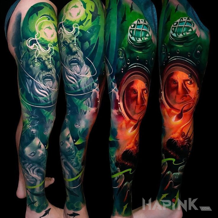 Tattoo Zejście pod wodę in legsleeves motif and realistic style on the leg