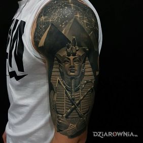 Tatuaż Faraon na ramieniu motyw: 3D styl: realistyczne