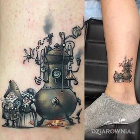 Tatuaż Steam punk na nodze motyw: steampunk