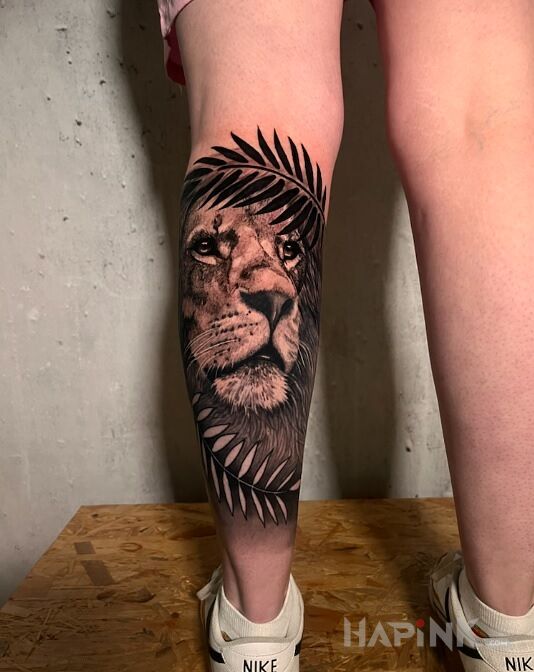 Tattoo Kicia Damian! in zodiac signs motif and realistic style on the leg