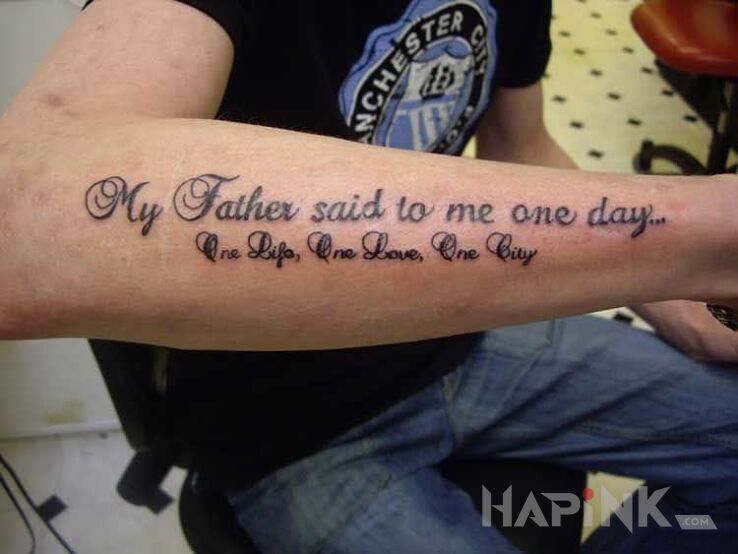 Tattoo Mój tato in lettering motif on the forearm
