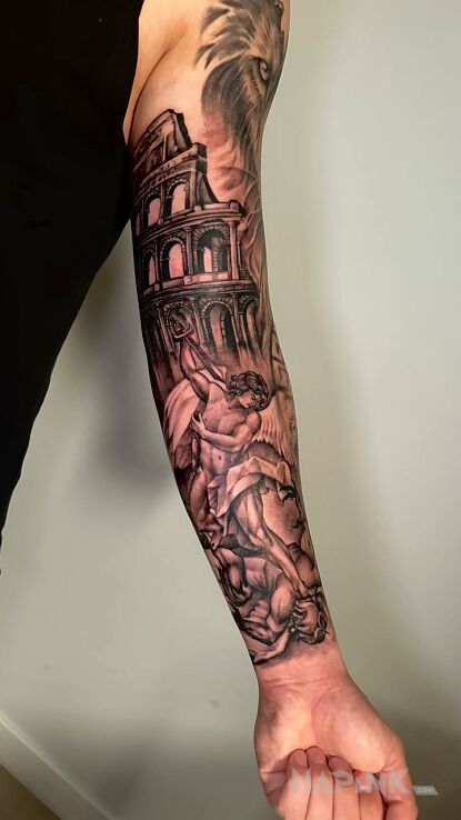 Tattoo Realistyczny rękaw in characters motif and realistic style on the forearm