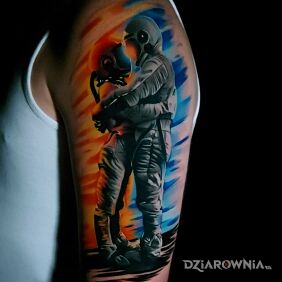 Tatuaż Power of love na ręce motyw: postacie styl: graficzne / ilustracyjne