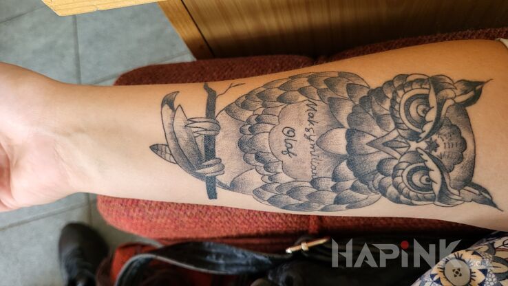 Tattoo Wściekła sowa in animals motif and graphic / illustrative style On the arm