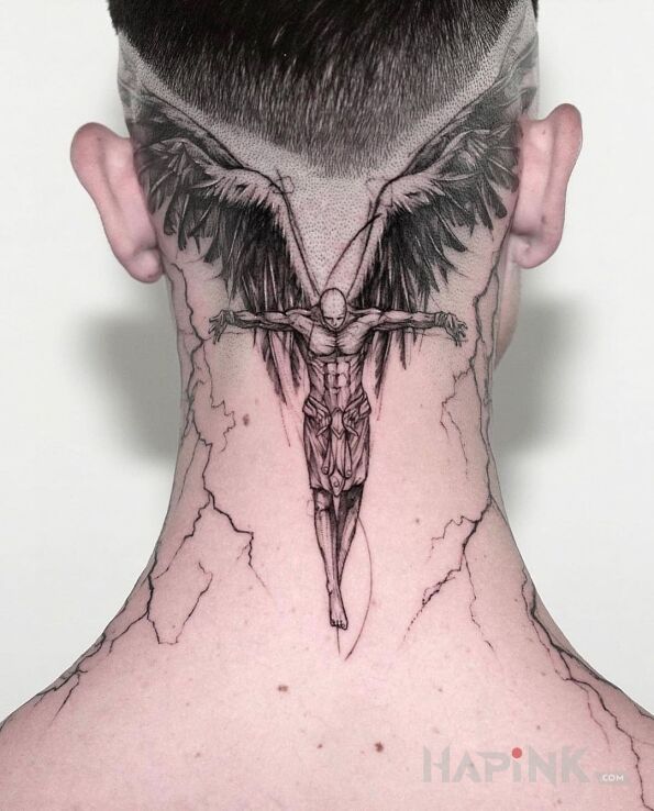 Tattoo Anioł pośród piorunów in angels motif and sketch style on the nape