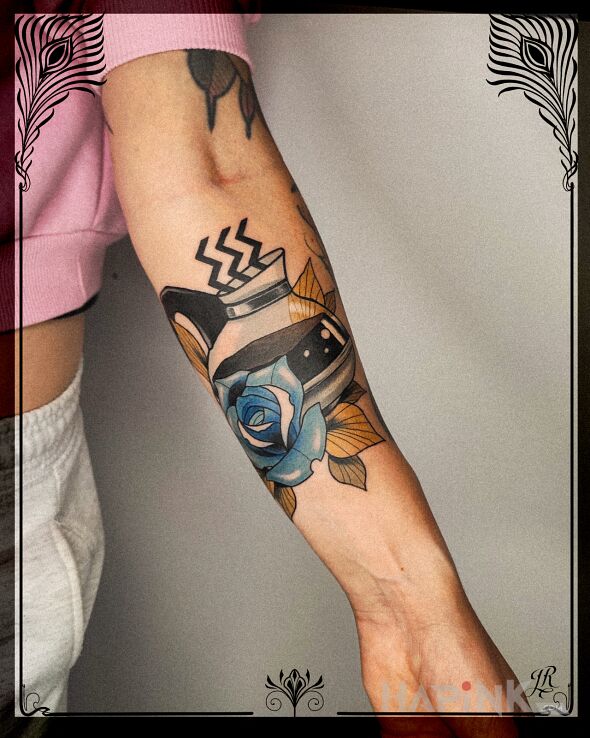 Tattoo Twin Peaks, Damn good coffee in flowers motif and neo-traditional style On the arm