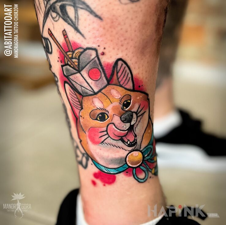 Tattoo Piesek Shiba in colorful motif and neo-traditional style on the leg