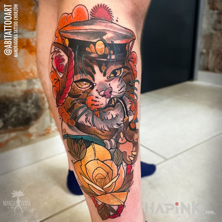 Tattoo Kot marynarz in animals motif and neo-traditional style on the leg