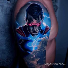 Tatuaż Super Man koniec rękawa marvel&dc na ramieniu motyw: fantasy styl: realistyczne