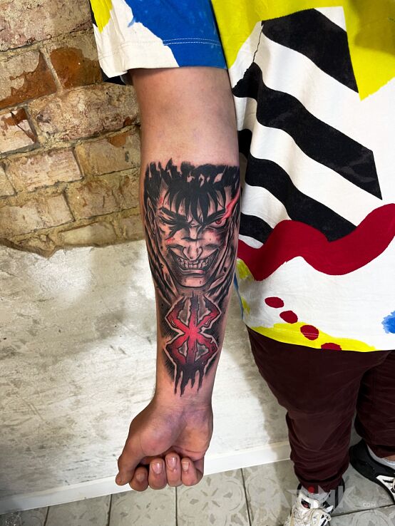 Tattoo Moc Anime in faces motif and graphic / illustrative style On the arm