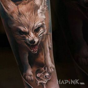 Tattoo Captured mouse on the forearm motif: 3D style: realistic