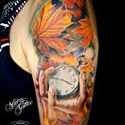 Jesień liście Zegar dłoń tatuaż